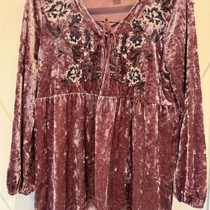 Floral Embroidered Velvet Top